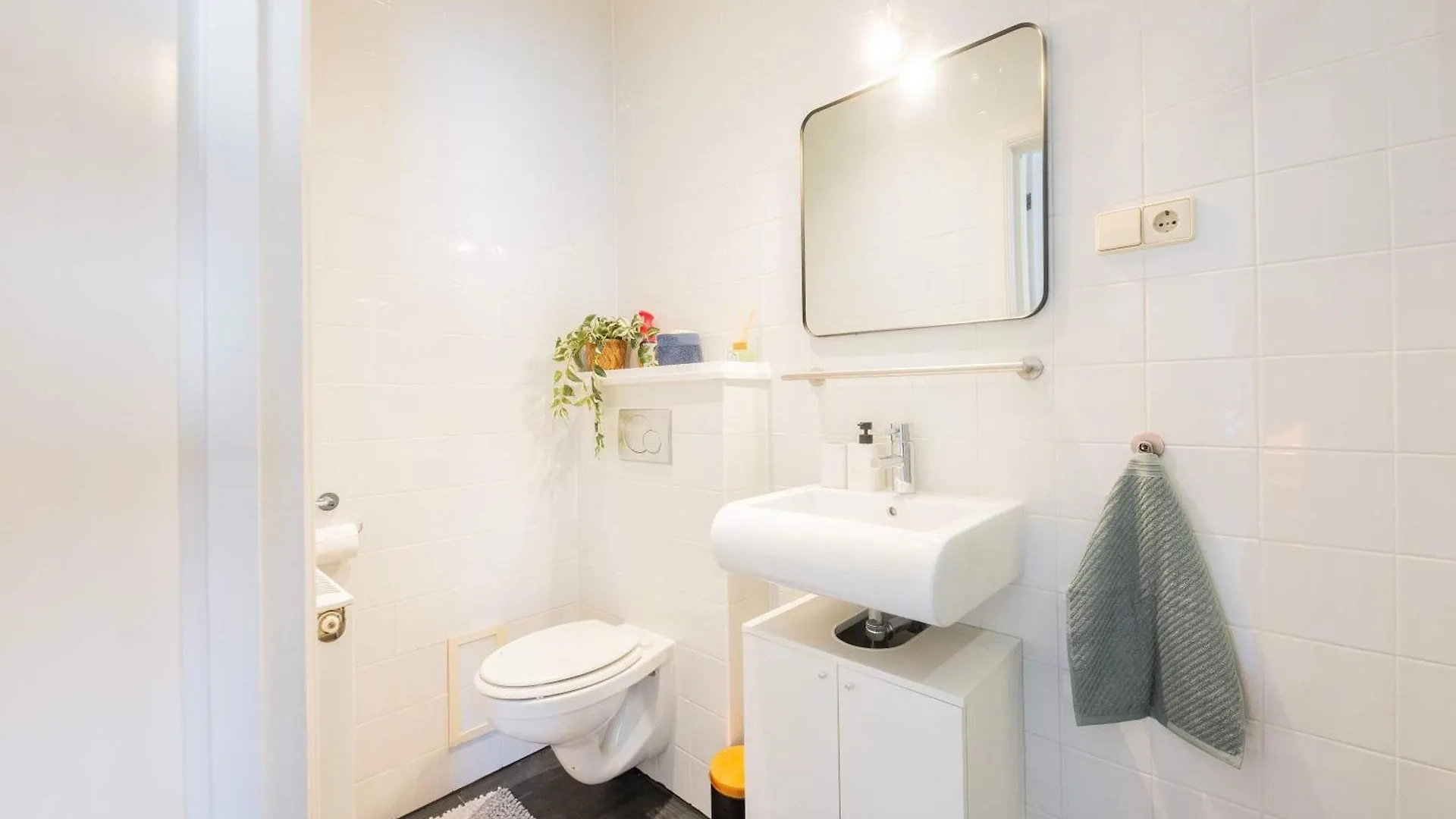 Smart 50M2 One Bedroom Apartment - Vw140C Eindhoven Hollanda